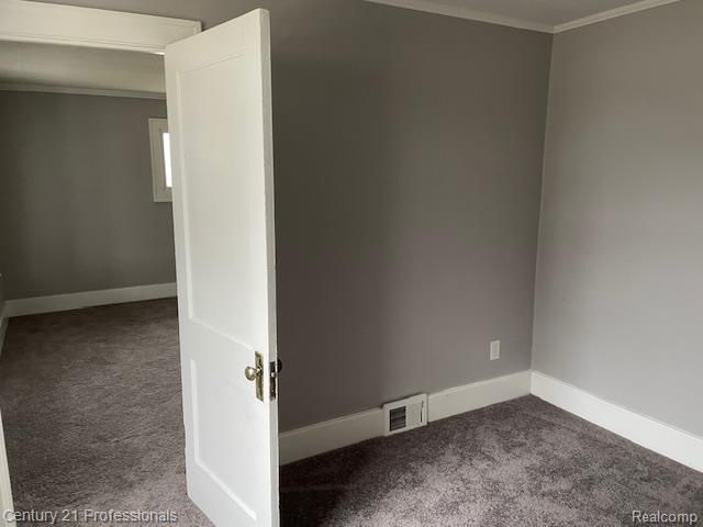 2135 JARVIS Avenue, Warren, MI 48091