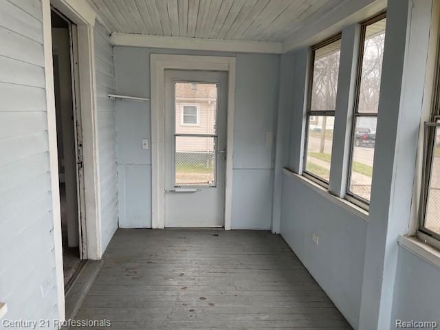 2135 JARVIS Avenue, Warren, MI 48091