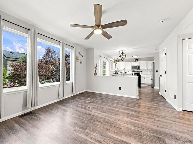 5571 S Yakima St, Aurora, CO 80015
