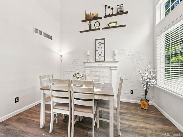5571 S Yakima St, Aurora, CO 80015