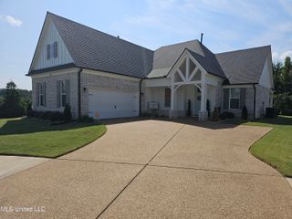 5022 Kensington Creek Drive, Southaven, MS 38672