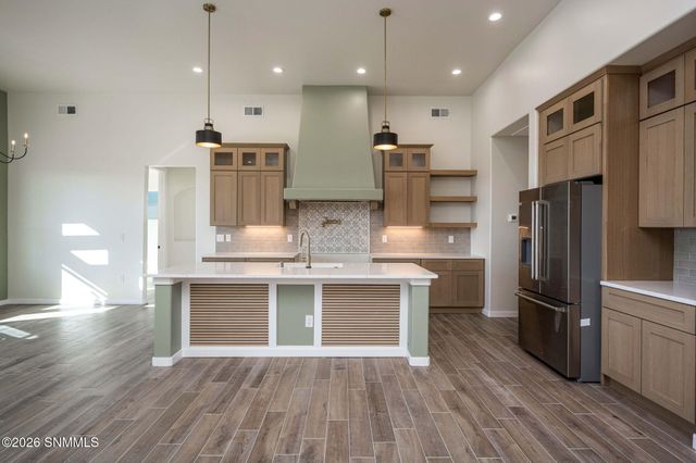 2850 Kuehne Lane, Las Cruces, NM 88011