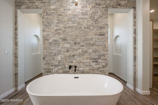 2850 Kuehne Lane, Las Cruces, NM 88011