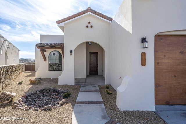 2850 Kuehne Lane, Las Cruces, NM 88011