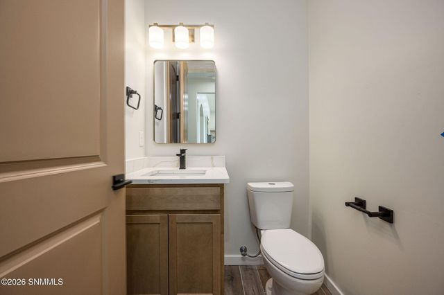 2850 Kuehne Lane, Las Cruces, NM 88011