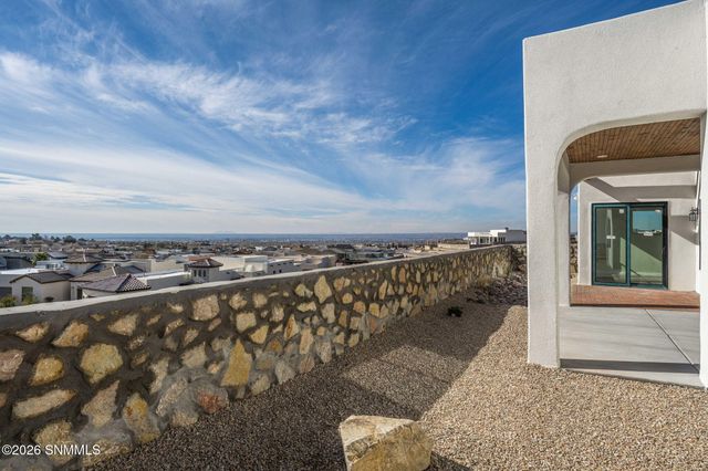 2850 Kuehne Lane, Las Cruces, NM 88011