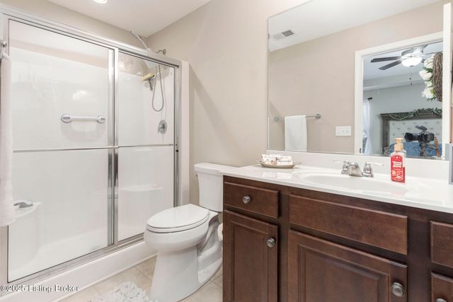 6524 Renate Rd, Louisville, KY 40291