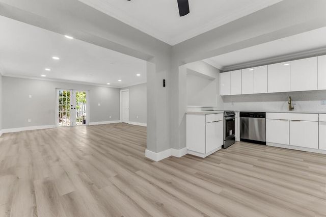 181 NE 51ST Street, Oakland Park, FL 33334