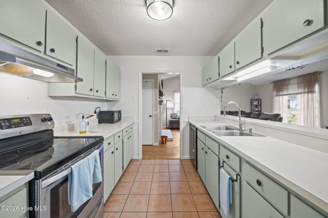 117 Tiffany Place, Jacksonville, NC 28546