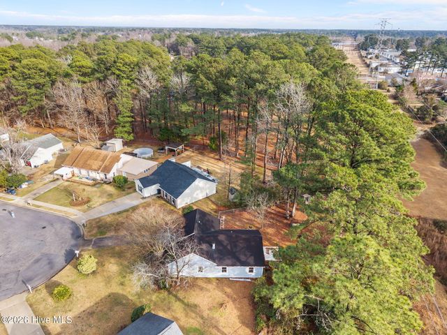 117 Tiffany Place, Jacksonville, NC 28546