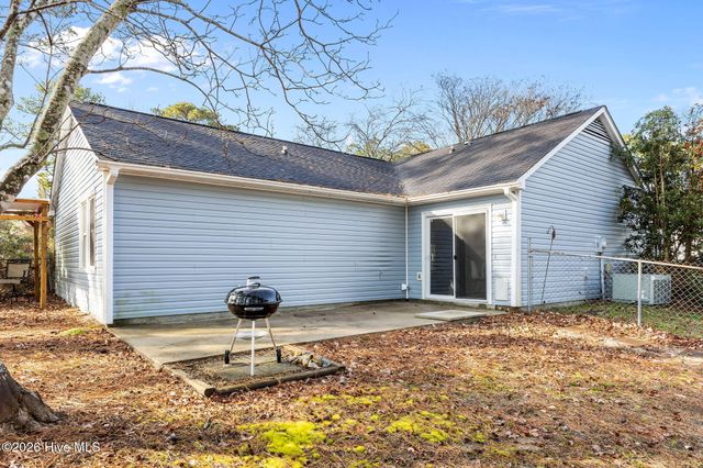 117 Tiffany Place, Jacksonville, NC 28546