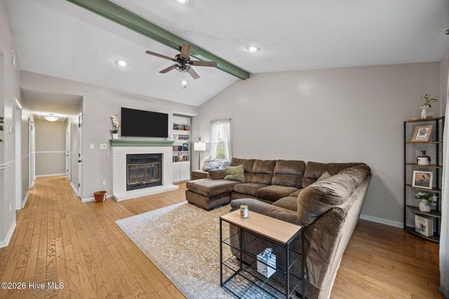 117 Tiffany Place, Jacksonville, NC 28546