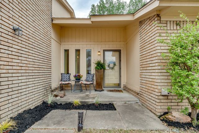 7912 S 87th East Avenue, Tulsa, OK 74133