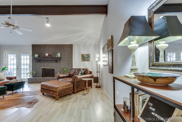 7912 S 87th East Avenue, Tulsa, OK 74133