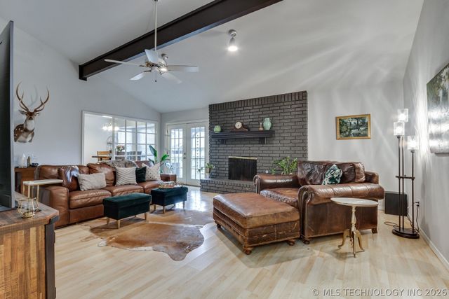 7912 S 87th East Avenue, Tulsa, OK 74133