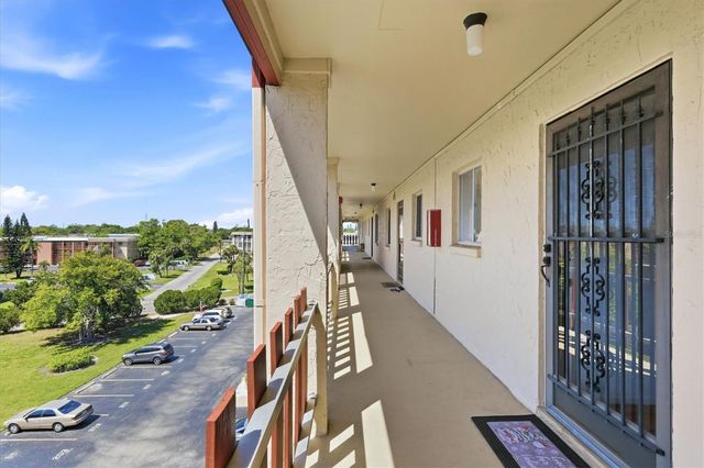 4137 LAKE BAYSHORE DRIVE C505, Bradenton, FL 34205