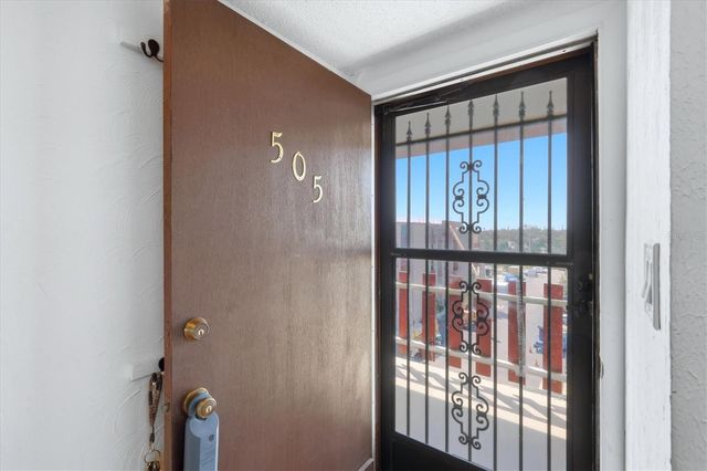 4137 LAKE BAYSHORE DRIVE C505, Bradenton, FL 34205