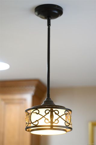 8 Chauncey Lane, Coram, NY 11727