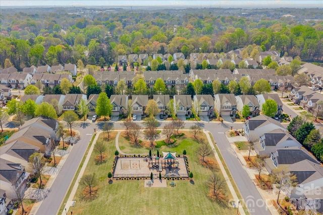 2419 Diplomat Lane, Charlotte, NC 28210