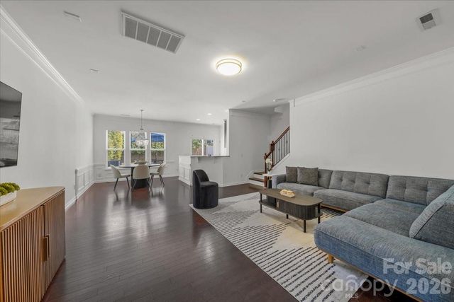 2419 Diplomat Lane, Charlotte, NC 28210