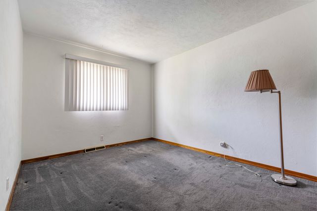 2120 Coronet Road, Loves Park, IL 61111