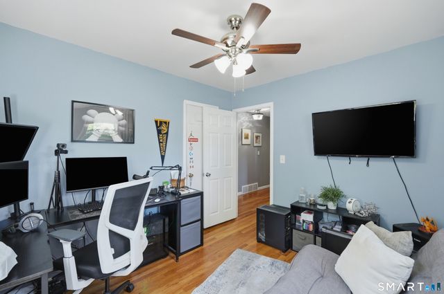 11 Gertrude Lane, West Haven, CT 06516