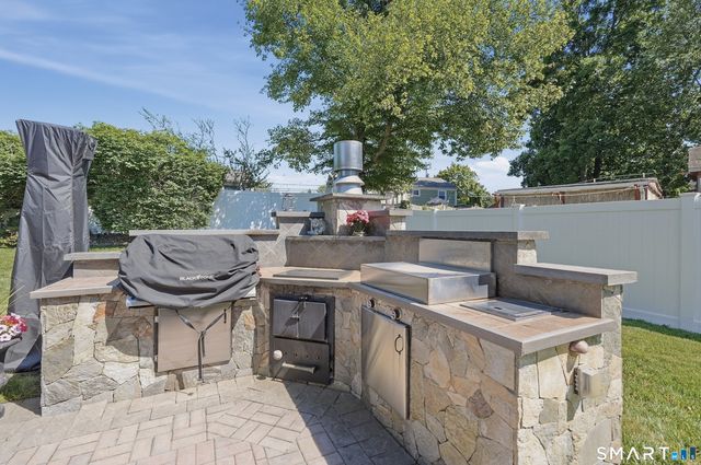 11 Gertrude Lane, West Haven, CT 06516