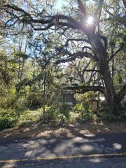 148 NE WILLIAMS STREET, Lake City, FL 32055