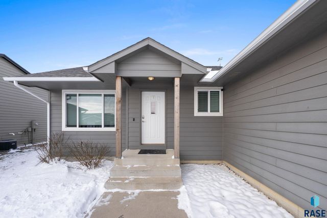 205 N Ceylon Dr Drive, Tea, SD 57064