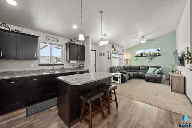 205 N Ceylon Dr Drive, Tea, SD 57064