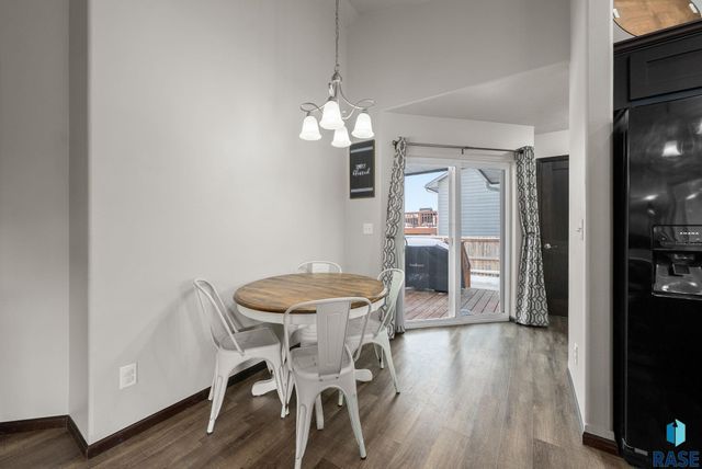 205 N Ceylon Dr Drive, Tea, SD 57064