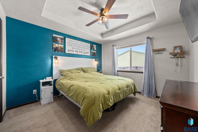 205 N Ceylon Dr Drive, Tea, SD 57064