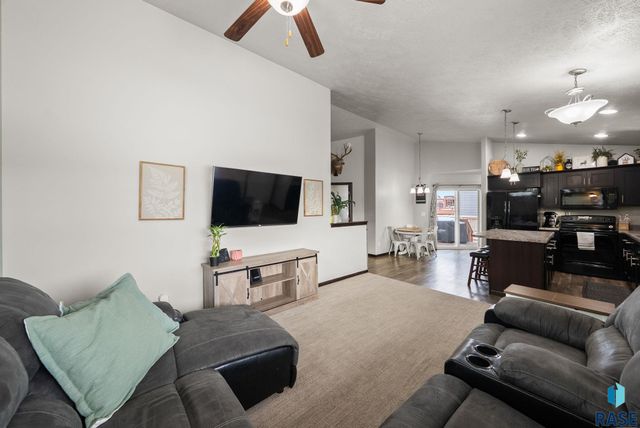 205 N Ceylon Dr Drive, Tea, SD 57064