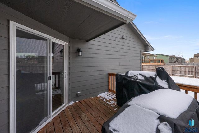 205 N Ceylon Dr Drive, Tea, SD 57064