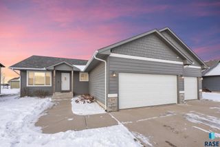 205 N Ceylon Dr Drive, Tea, SD 57064