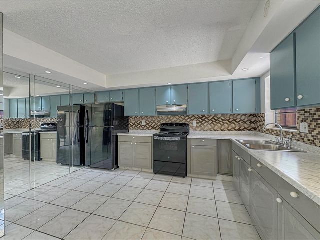 8103 SW 24th Street, North Lauderdale, FL 33068