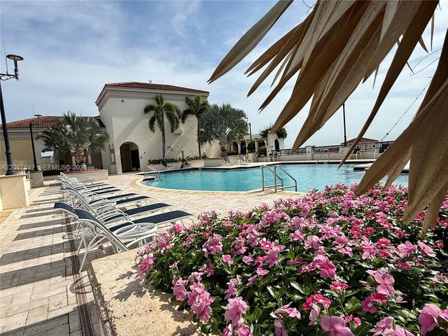 801 S Olive Avenue 1021, West Palm Beach, FL 33401