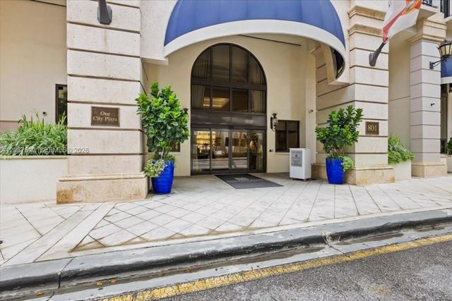 801 S Olive Avenue 1021, West Palm Beach, FL 33401