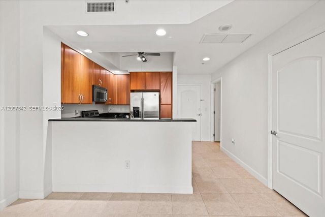 801 S Olive Avenue 1021, West Palm Beach, FL 33401