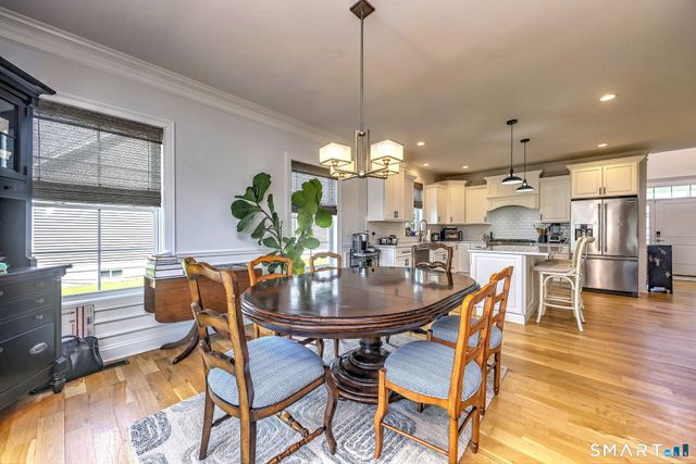 7 Luisa Court, Branford, CT 06405