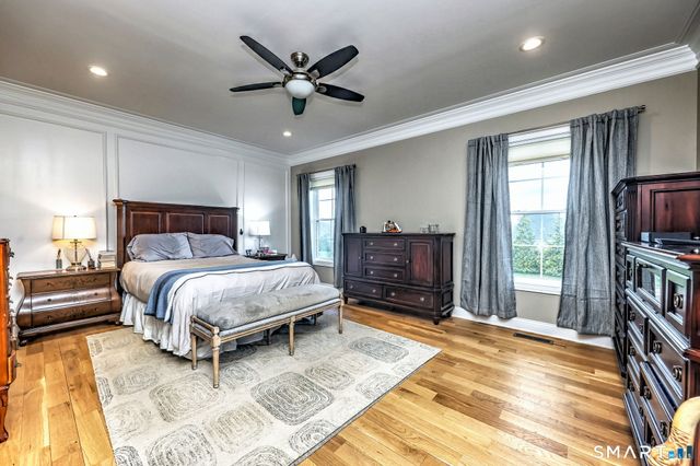 7 Luisa Court, Branford, CT 06405