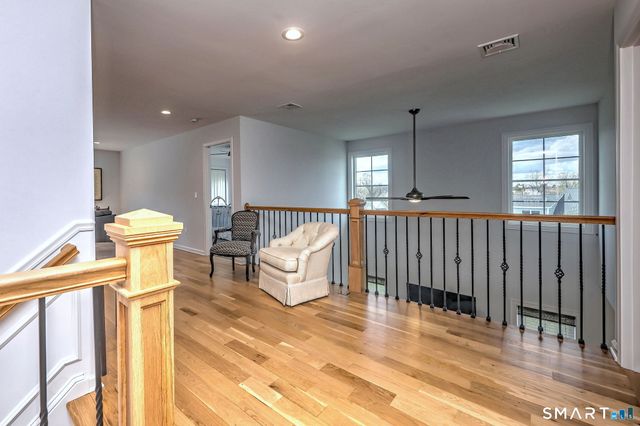 7 Luisa Court, Branford, CT 06405