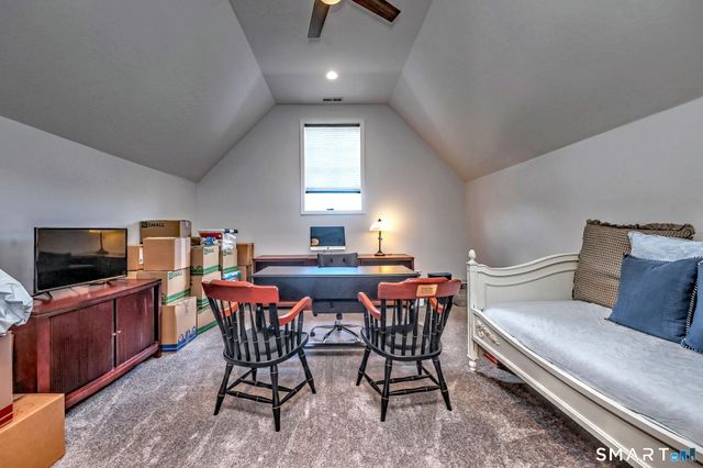 7 Luisa Court, Branford, CT 06405