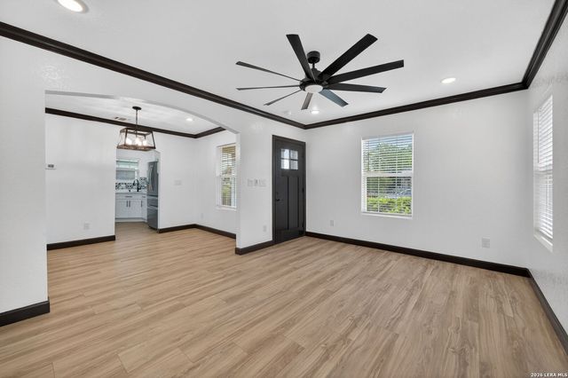634 DRAKE AVE, San Antonio, TX 78204