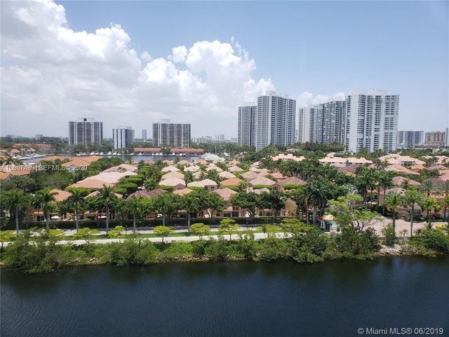 3701 N Country Club Drive 1008, Aventura, FL 33180
