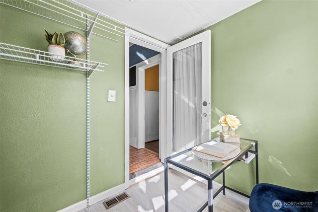 624 W Willis Street, Kent, WA 98032