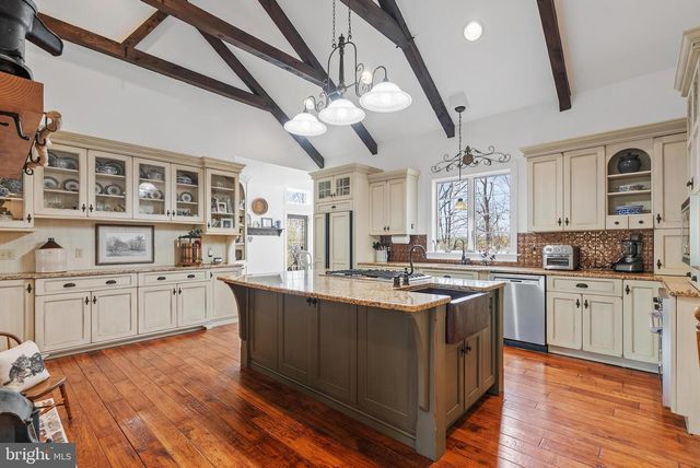 97 WILSON RD, Christiana, PA 17509