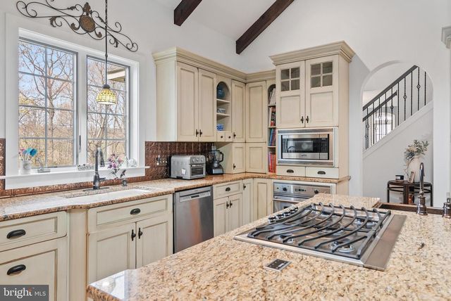 97 WILSON RD, Christiana, PA 17509