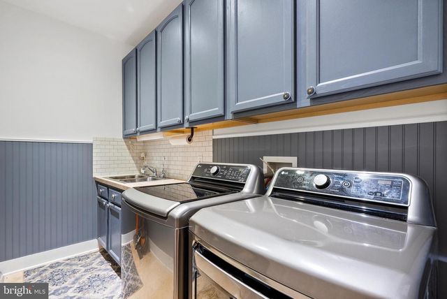 97 WILSON RD, Christiana, PA 17509