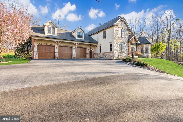 97 WILSON RD, Christiana, PA 17509